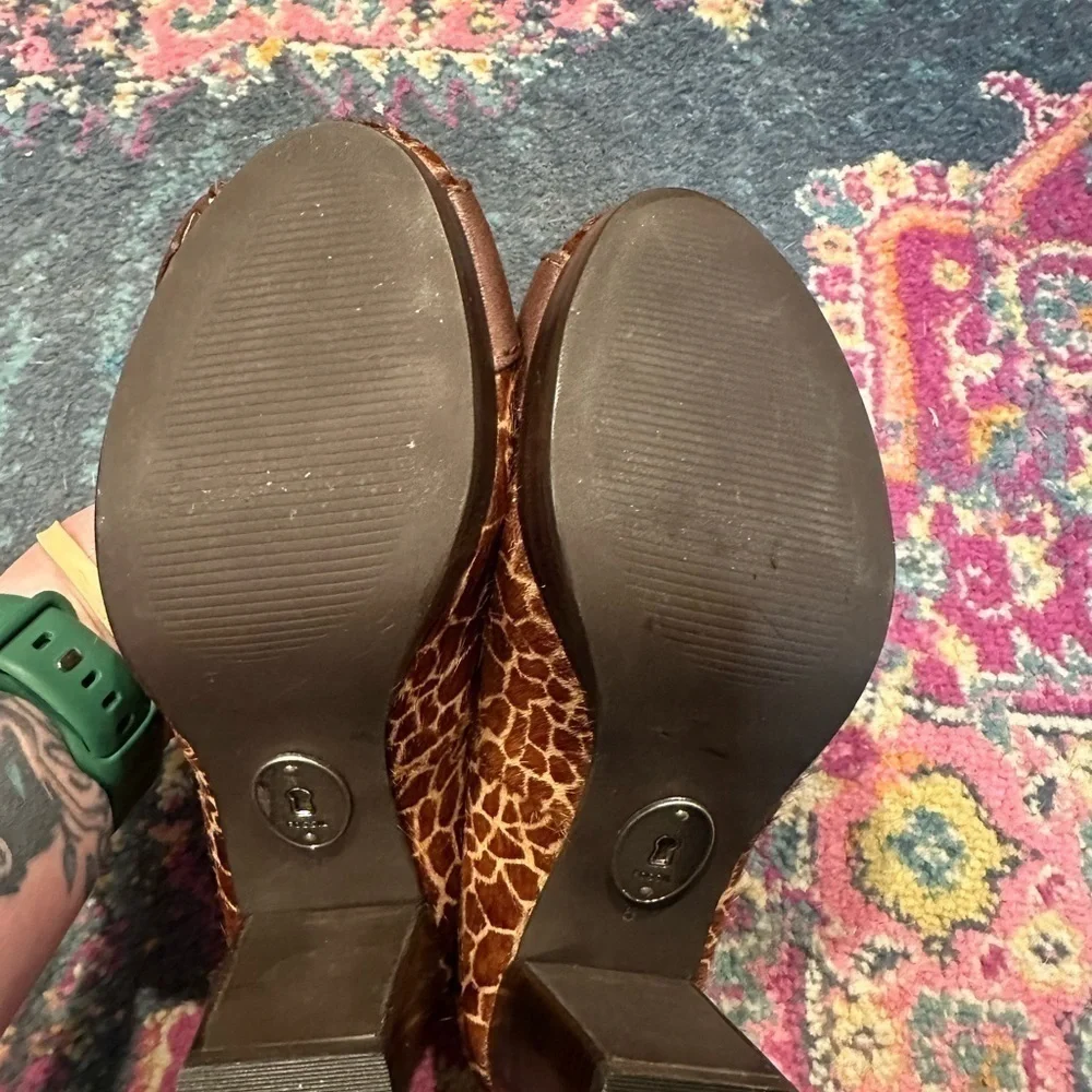 Fossil Maddox Giraffe Print Calf Hair Pump